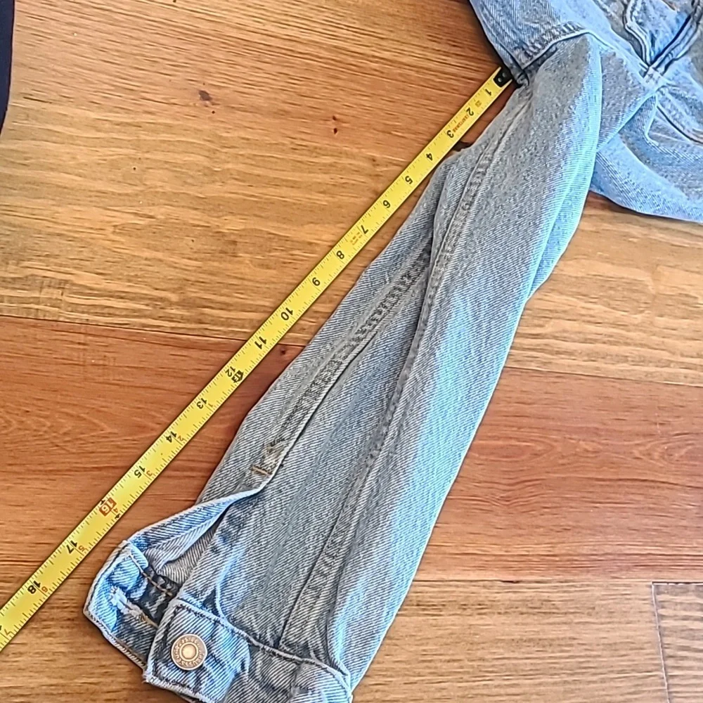 Levi's Light Blue Jean Denim Jacket for Women Size LARGE - Picture 8 of 8